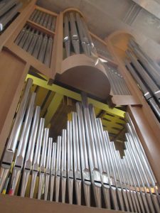 %e8%8a%b8%e8%a1%93%e9%a4%a8%ef%bc%95